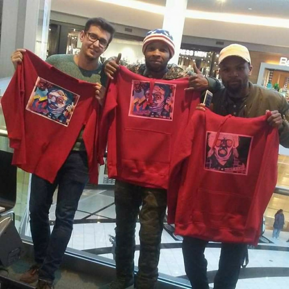 Long sleeves & hoodies